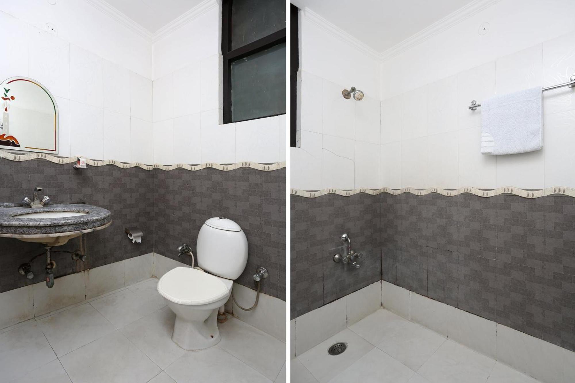 Hotel O Mukut Regency Ghaziabad Luaran gambar