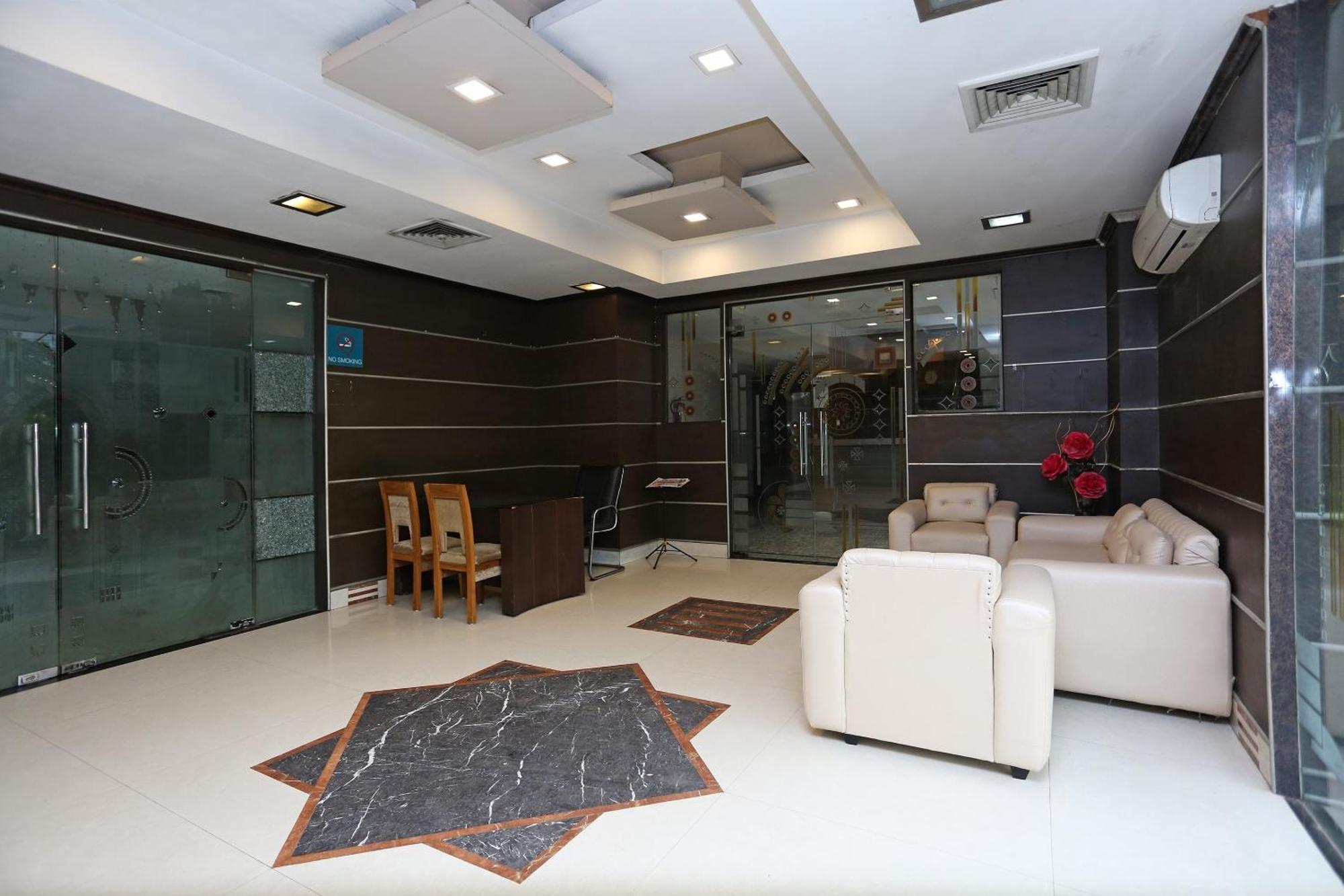 Hotel O Mukut Regency Ghaziabad Luaran gambar